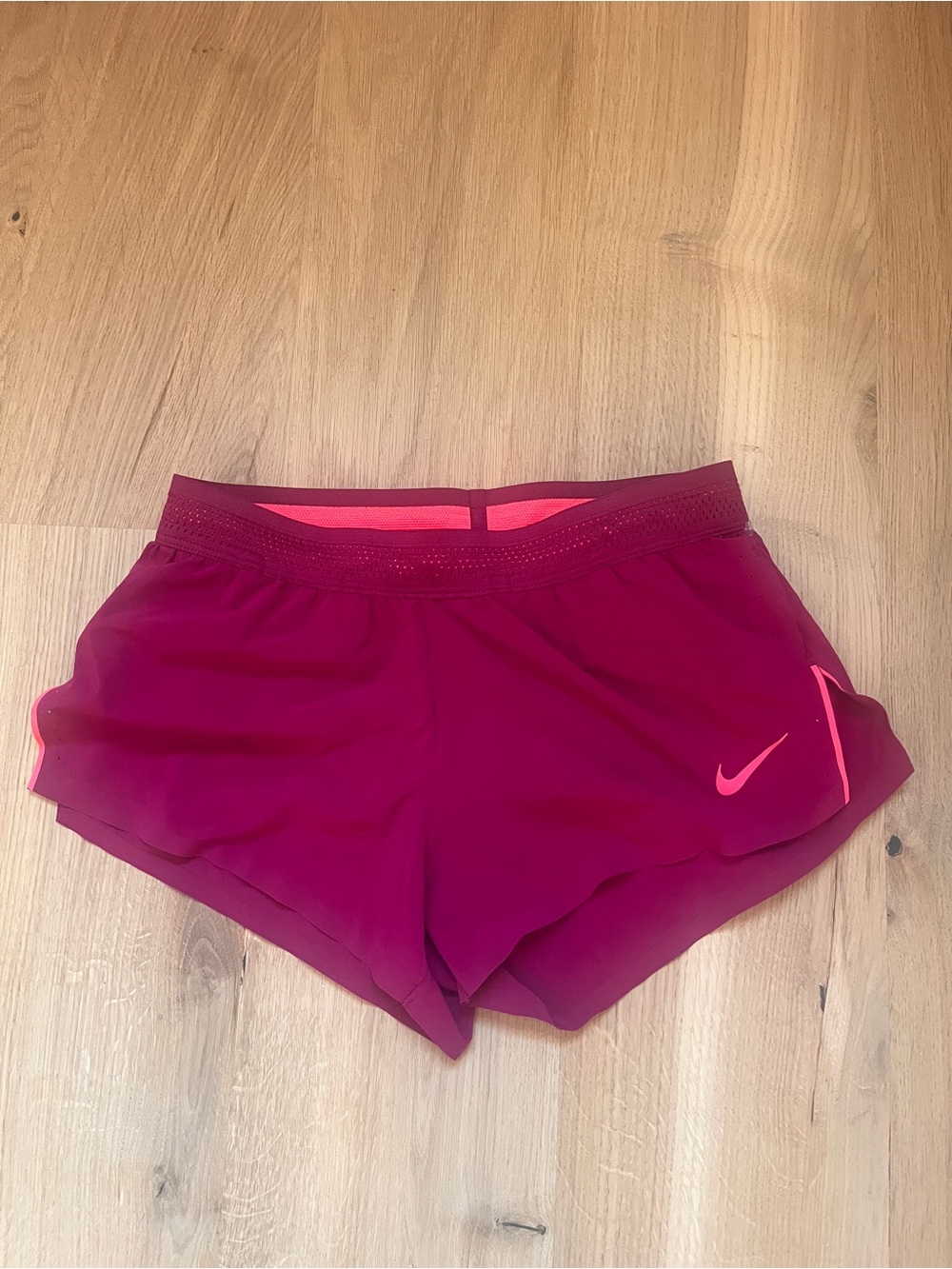 Nike Women’s Aeroswift Running Shorts Size Small